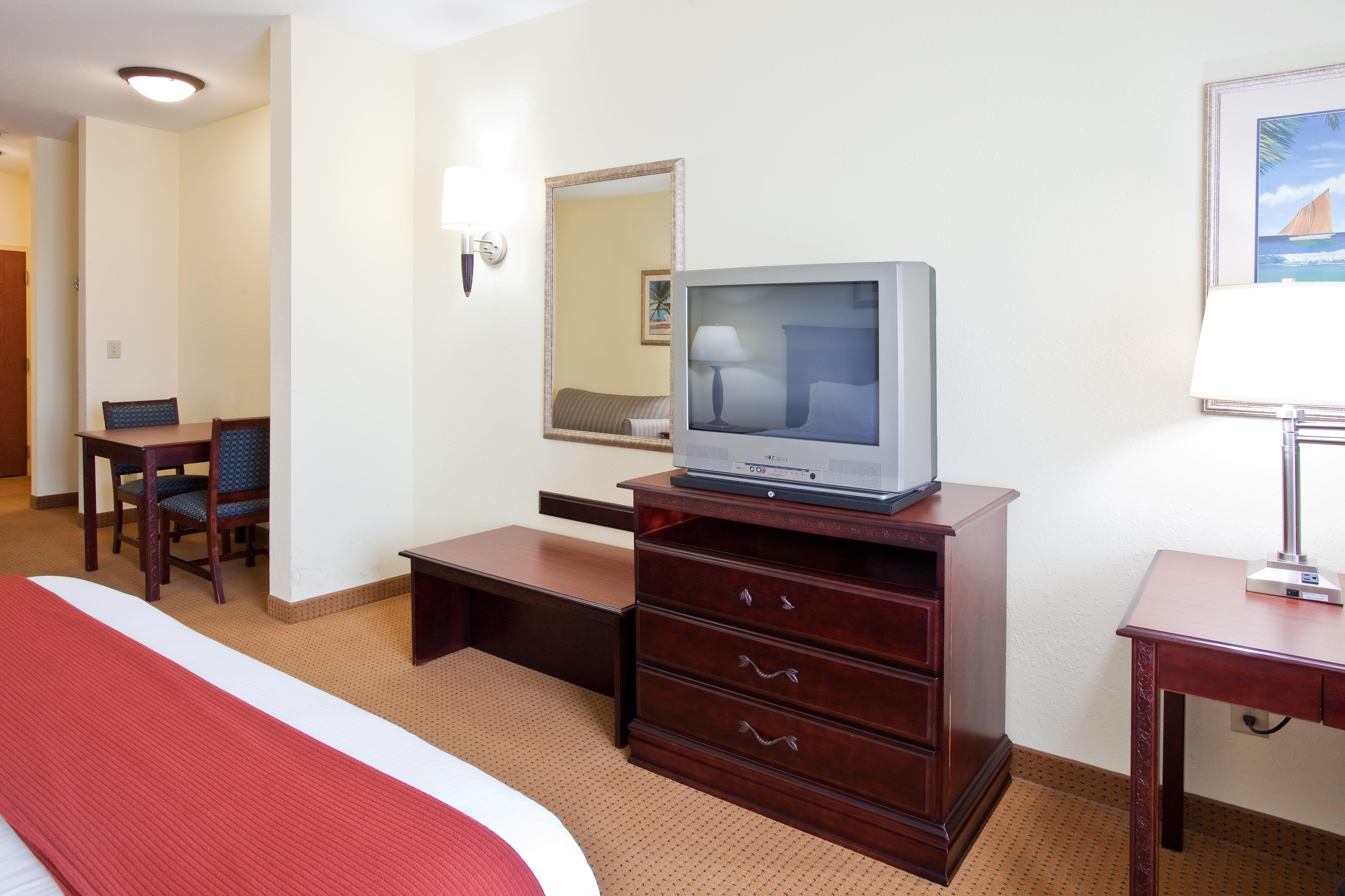 Holiday Inn Express Hotel & Suites Panama City-Tyndall Exterior foto